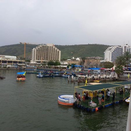יחידת אירוח בבית ורדי ทิเบเรียส ภายนอก รูปภาพ